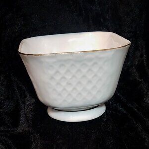 Small Porcelain Square Footed Bowl